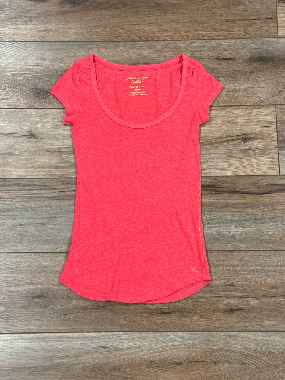 AMERICAN EAGLE Vintage 2000s Y2k Scoop Neck Neon Pink Fitted Tee | Size XS